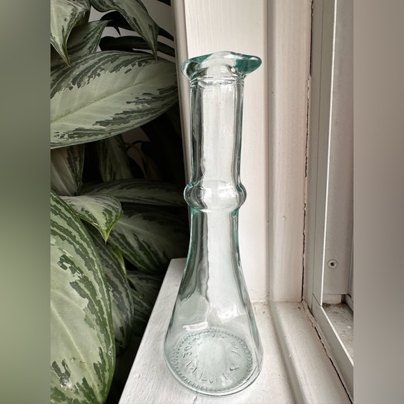 VINTAGE set of two made in Italy glass bottles - Picture 4 of 6